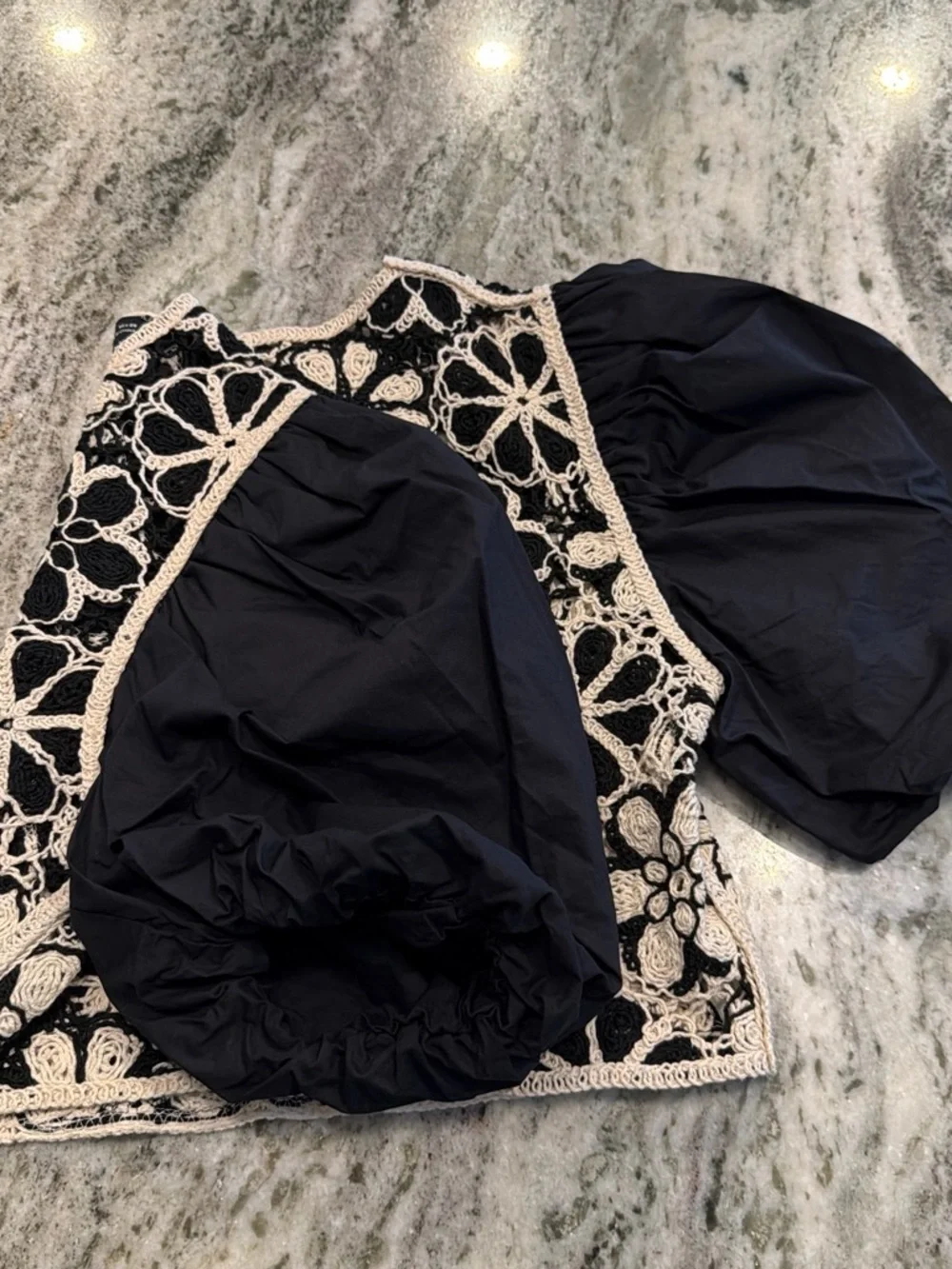 Zara Black Puff Sleeve Crochet Floral Crop Top - Black & Cream